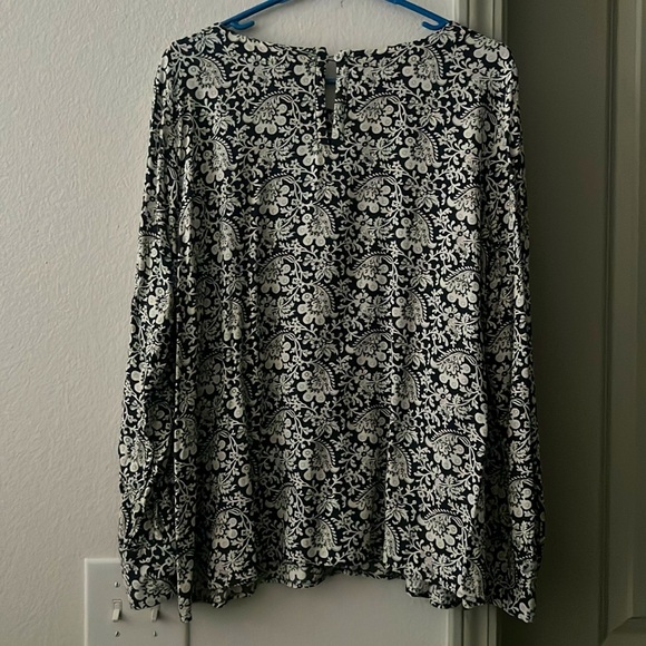 LOFT Blouse - Picture 4 of 7